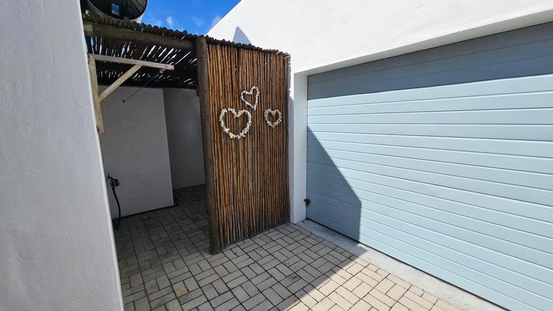 4 Bedroom Property for Sale in Dwarskersbos Western Cape